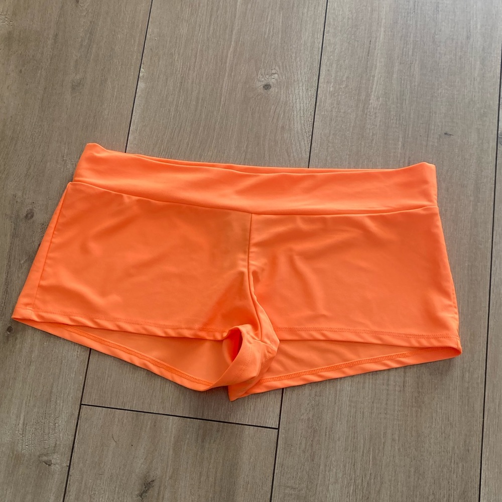 Short size L Stretchy